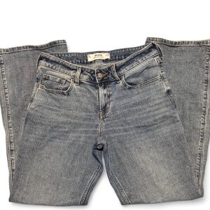 Hollister mid-rise boot cut jeans. Size 10.
